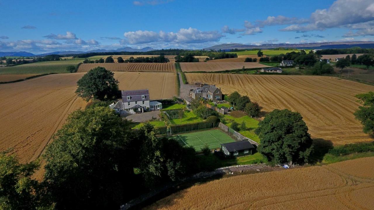 Garden For Two Doune