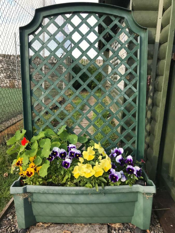Chalet Garden For Two Doune